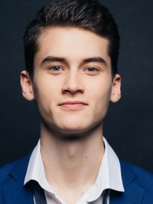 Артём Дубра,